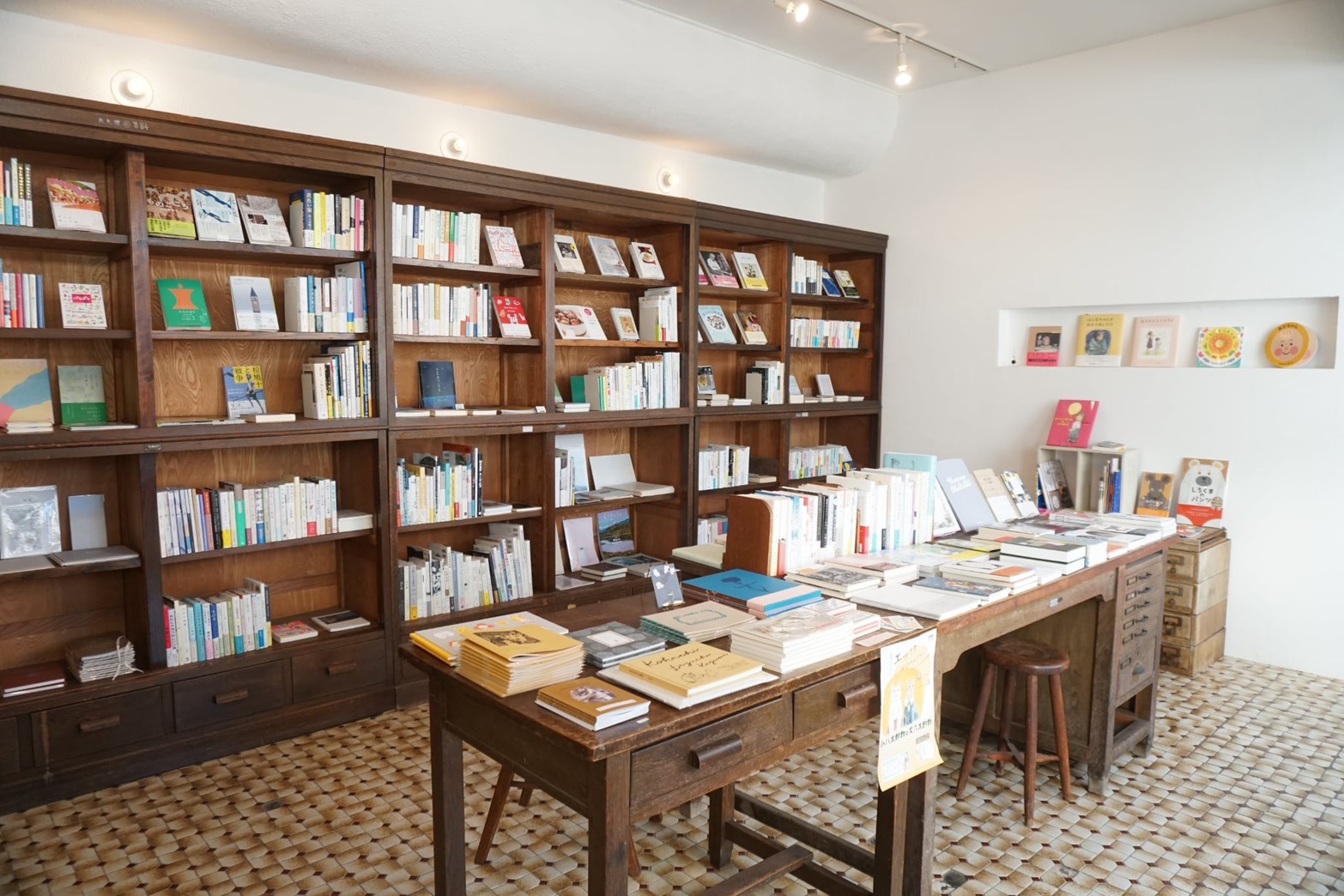ナツメ書店